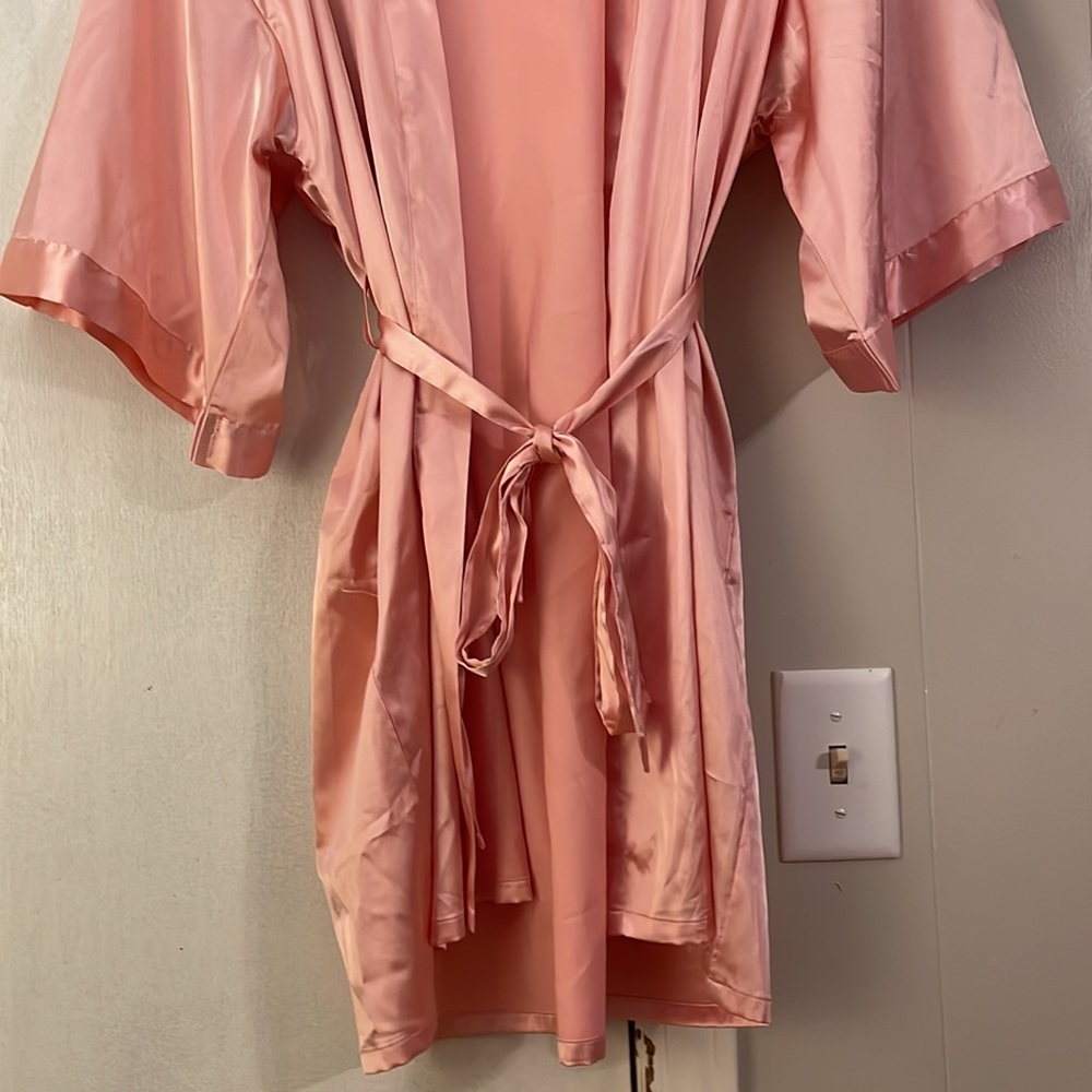 Rose silk Robe - Picture 2 of 2